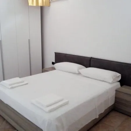 - Il Gambero Viola Apartman