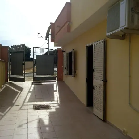 - Il Gambero Viola Apartman *